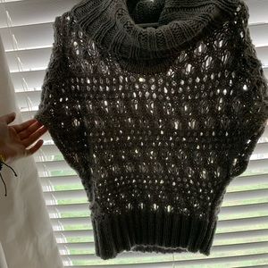 Jennifer Lopez turtle neck sweater